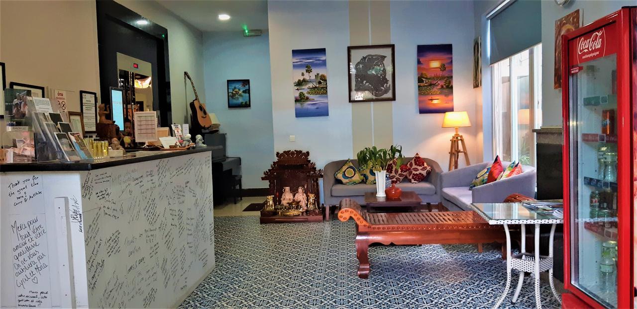 Lalune Hotel Phnom Penh Bagian luar foto